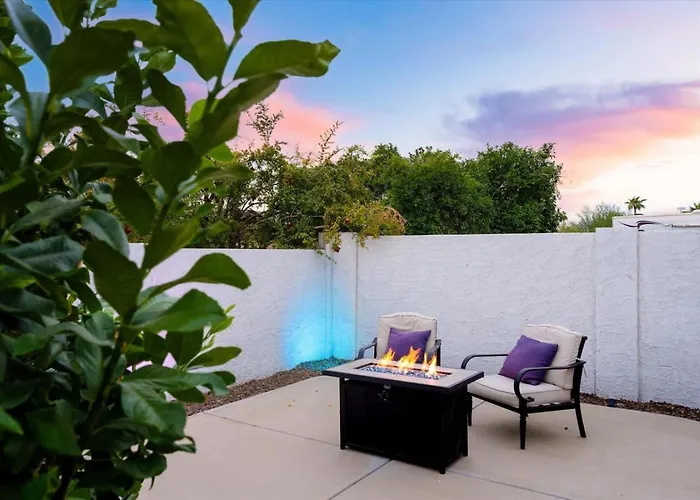 The Sundown Sanctuary Holiday home *