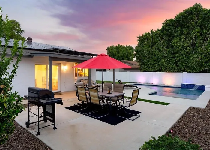 The Sundown Sanctuary Holiday home